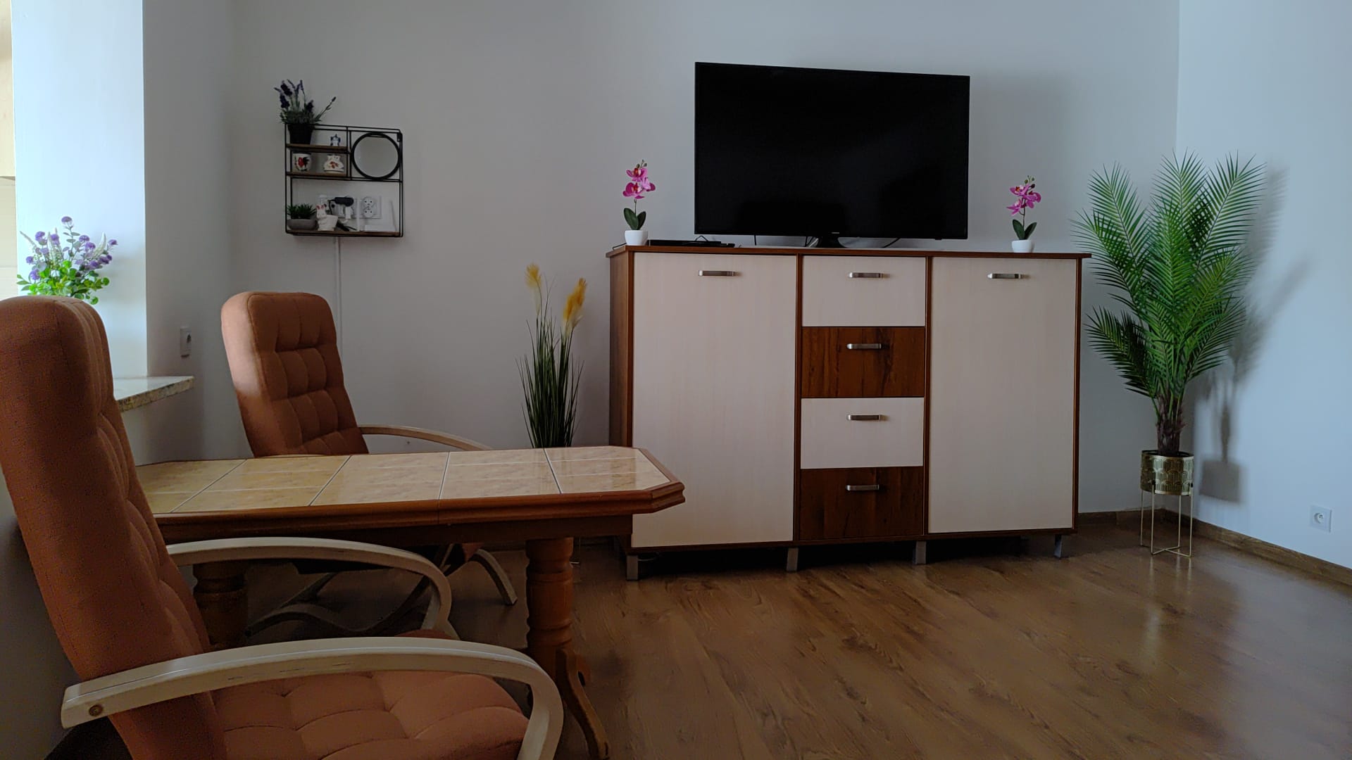 Pokój dzienny w apartamencie nr 1