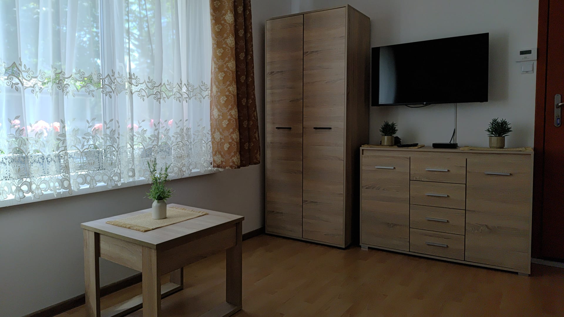 Część wypoczynkowa w apartamencie nr 2