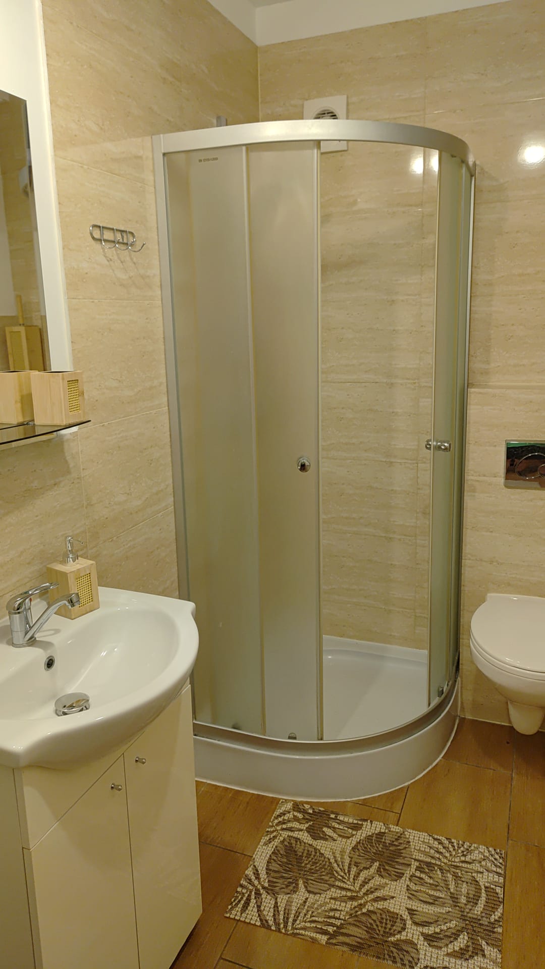 Łazienka w apartamencie nr 2